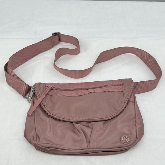 lululemon athletica Handbags - Lululemon Athletica Bag Crossbody Full Zip Mauve Pink